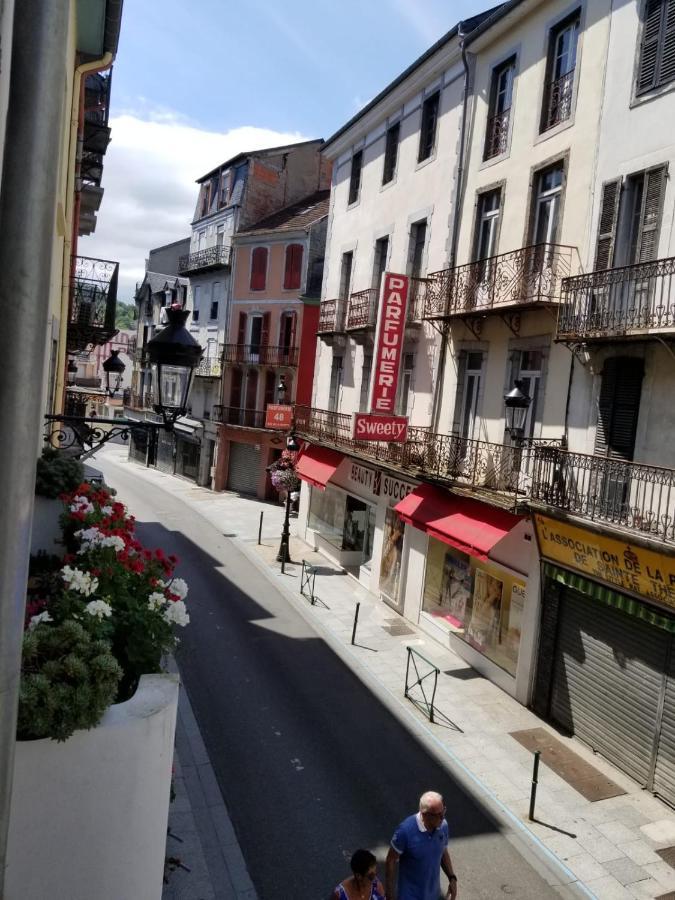 Superbe T3 Avec Parking Et Terrasse En Plein Centre-Ville Lourdes Eksteriør bilde